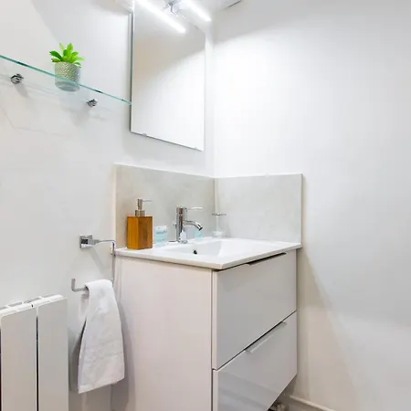 Hsh - Studio Condamine Batignolles Parigi