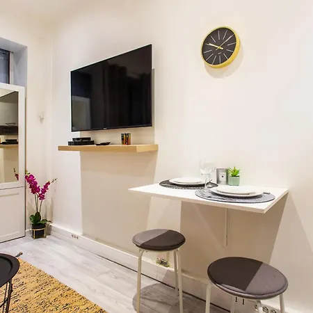 Apartment Hsh - Studio Condamine Batignolles Paris